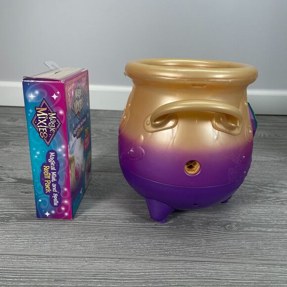 Magic Mixies Magical Misting Cauldron AND New Spells Refill Pack w/ 20+ Reveals - Picture 3 of 10